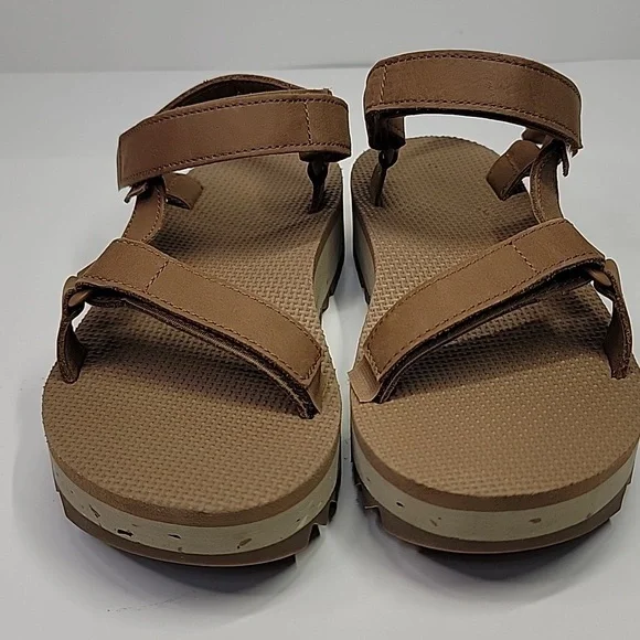 TEVA NWT UNIVERSAL CERES SANDALS SIZE 7 HONEY BROWN WOMENS - Picture 3 of 15